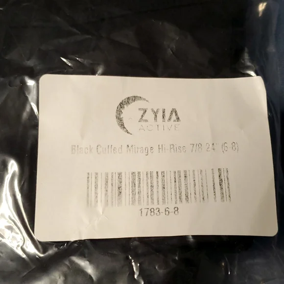 NWT Zyia Black Cuffed Mirage Mid-Rise 7/8 24" - 6-8 - Picture 7 of 9